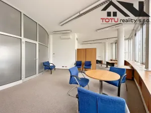 Pronájem kanceláře, Chrudim, Palackého třída, 71 m2