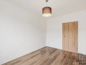 Pronájem bytu 2+kk, Praha - Modřany, Mezi vodami, 57 m2