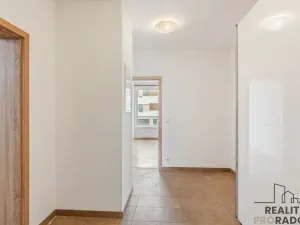 Pronájem bytu 2+kk, Praha - Modřany, Mezi vodami, 57 m2