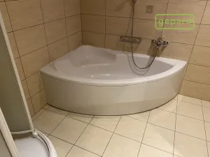 Pronájem bytu 2+kk, Praha, Za poštou, 75 m2