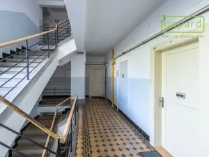 Pronájem bytu 2+kk, Praha, Za poštou, 75 m2