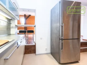 Pronájem bytu 2+kk, Praha, Za poštou, 75 m2