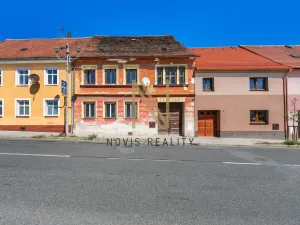 Prodej rodinného domu, Černošín, nám. 1. máje, 144 m2