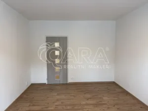 Pronájem bytu 1+1, Valašské Meziříčí - Krásno nad Bečvou, Nádražní, 37 m2