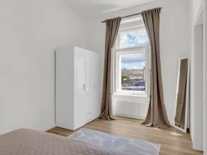 Prodej bytu 2+kk, Praha, Petrská, 42 m2