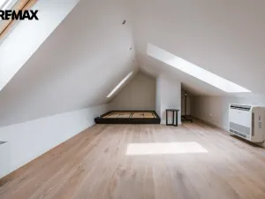 Prodej bytu 3+kk, Praha - Žižkov, Křišťanova, 144 m2