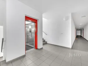 Pronájem bytu 3+kk, Praha - Vršovice, Vršovická, 105 m2