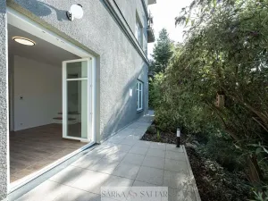 Pronájem bytu 3+kk, Praha - Smíchov, U dvou srpů, 63 m2