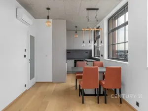 Pronájem bytu 3+kk, Praha - Vysočany, Kolbenova, 68 m2