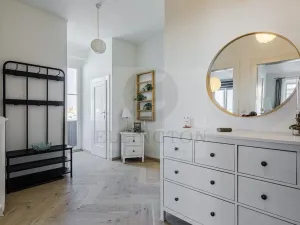 Prodej bytu 3+1, Praha - Hradčany, Tychonova, 99 m2