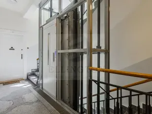 Prodej bytu 3+1, Praha - Hradčany, Tychonova, 99 m2