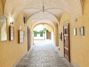 Pronájem kanceláře, Praha - Malá Strana, Karmelitská, 62 m2