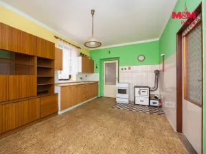 Prodej rodinného domu, Uhersko, 128 m2