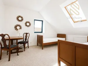 Pronájem kanceláře, Černiv, 100 m2
