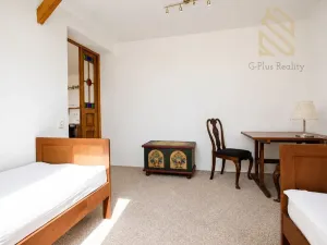 Pronájem kanceláře, Černiv, 100 m2