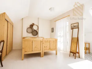 Pronájem bytu 3+1, Černiv, 110 m2