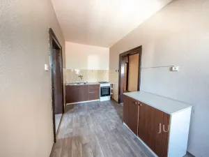 Prodej bytu 2+1, Liberec - Liberec XXX-Vratislavice nad Nisou, Tanvaldská, 59 m2