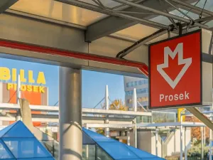 Pronájem bytu 1+kk, Praha - Prosek, Litoměřická, 35 m2