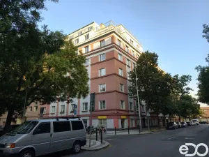 Pronájem bytu 1+kk, Praha - Holešovice, Osadní, 33 m2