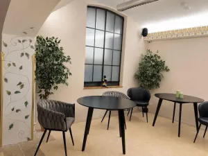 Pronájem obchodního prostoru, Praha - Vinohrady, Korunní, 256 m2