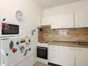 Pronájem bytu 2+kk, Praha, Ciolkovského, 41 m2