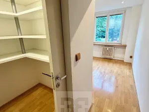 Prodej bytu 3+1, Praha - Modřany, Levského, 78 m2