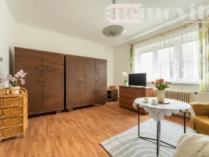 Prodej rodinného domu, Týnec nad Labem, Hálkova, 153 m2
