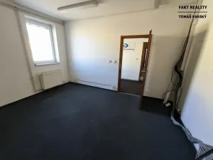 Pronájem skladu, Ústí nad Labem, U Skladiště, 1250 m2