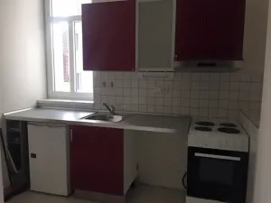 Pronájem bytu 2+1, Poděbrady, Hakenova, 56 m2