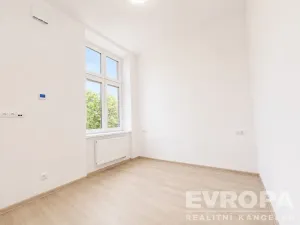 Pronájem bytu 2+kk, Břeclav, Národních hrdinů, 31 m2