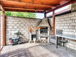 Prodej rodinného domu, Hovorany, 220 m2