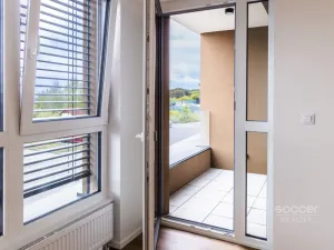 Pronájem bytu 2+kk, Praha - Černý Most, Arnošta Valenty, 46 m2