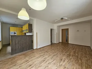 Prodej bytu 3+kk, Nový Bor, Husova, 68 m2