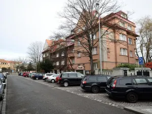 Pronájem kanceláře, Praha - Dejvice, Srbská, 73 m2