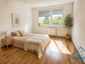Prodej bytu 3+1, Praha - Troja, Hnězdenská, 68 m2