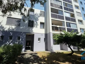 Prodej bytu 3+1, Praha - Troja, Hnězdenská, 68 m2