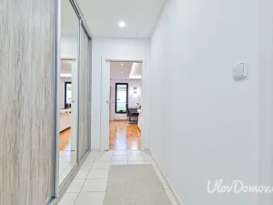 Prodej bytu 1+kk, Praha - Břevnov, Bělohorská, 52 m2