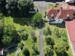 Prodej rodinného domu, Jenišov, 700 m2
