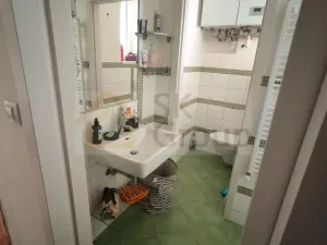 Prodej bytu 2+kk, Karlovy Vary - Rybáře, Rohová, 40 m2