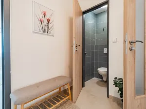 Prodej bytu 3+1, Praha - Čimice, Ouholická, 79 m2