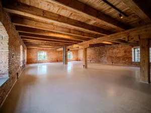 Pronájem kanceláře, Dašice, Štenclova, 142 m2