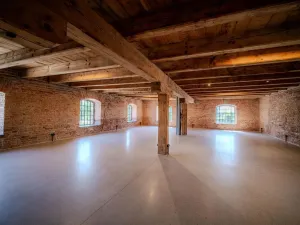 Pronájem kanceláře, Dašice, Štenclova, 142 m2