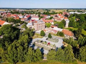 Pronájem obchodního prostoru, Dašice, Štenclova, 142 m2