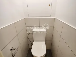 Pronájem bytu 2+1, Praha - Kobylisy, Kaňkovského, 62 m2