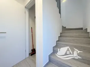 Prodej bytu 3+kk, Mandre, Chorvatsko, 75 m2