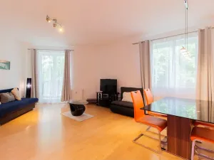 Pronájem bytu 2+kk, Český Krumlov, Pod Hrází, 64 m2