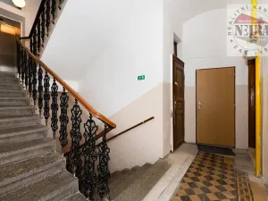 Prodej bytu 1+1, Praha - Smíchov, U Paliárky, 43 m2