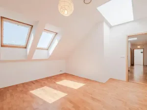 Prodej bytu 4+kk, Praha - Vršovice, Žitomírská, 121 m2