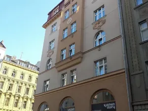 Prodej bytu 2+1, Praha - Bubeneč, Veletržní, 93 m2