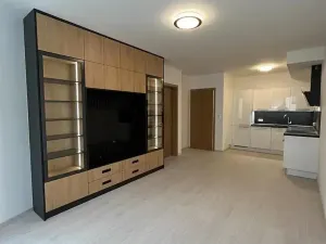 Pronájem bytu 2+kk, Praha - Stodůlky, Ferrariho, 60 m2